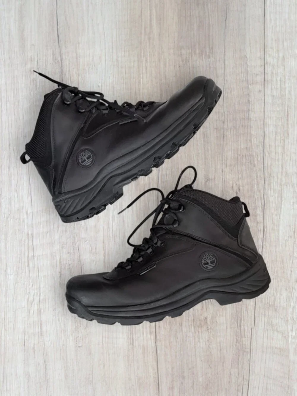 Timberland A1791 Waterproof Mid Hiking Boots Black Leather Men's Size 10.5